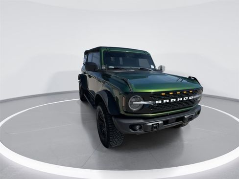 Certified 2023 Ford Bronco Wildtrak image 5