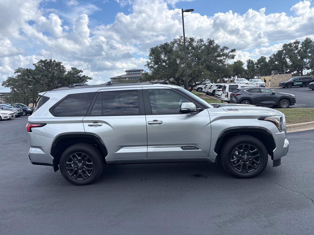 Used 2026 Toyota Sequoia Platinum AWD/4WD image 6