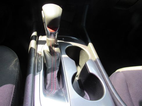 Used 2021 Chevrolet Malibu RS FWD image 28