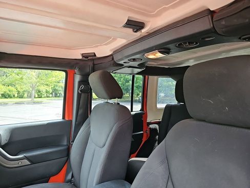 Used 2015 Jeep Wrangler Unlimited Sport w/ Quick Order Package 24S AWD/4WD image 20