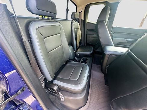 Used 2017 Chevrolet Colorado Z71 AWD/4WD image 29