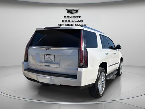 Used 2019 Cadillac Escalade Premium Luxury image 9
