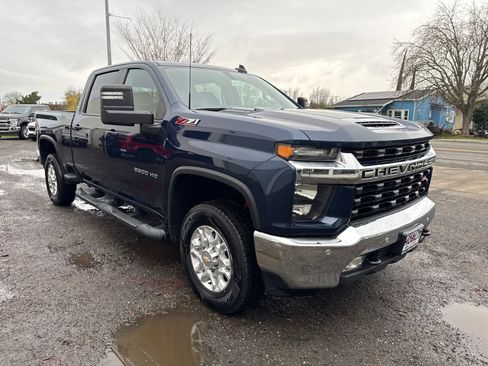 Used 2023 Chevrolet Silverado 2500 LT w/ Convenience Package image 7