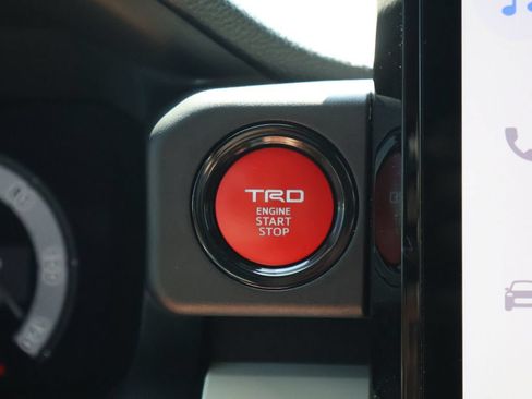 Used 2024 Toyota Tacoma TRD Off-Road AWD/4WD image 30