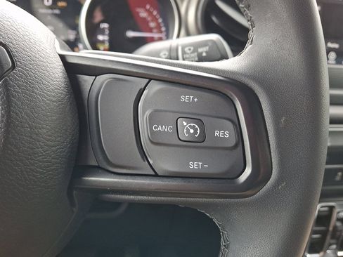 Used 2023 Jeep Wrangler Unlimited AWD/4WD image 20