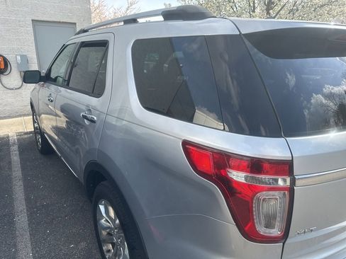 Used 2014 Ford Explorer XLT w/ Equipment Group 202A image 14