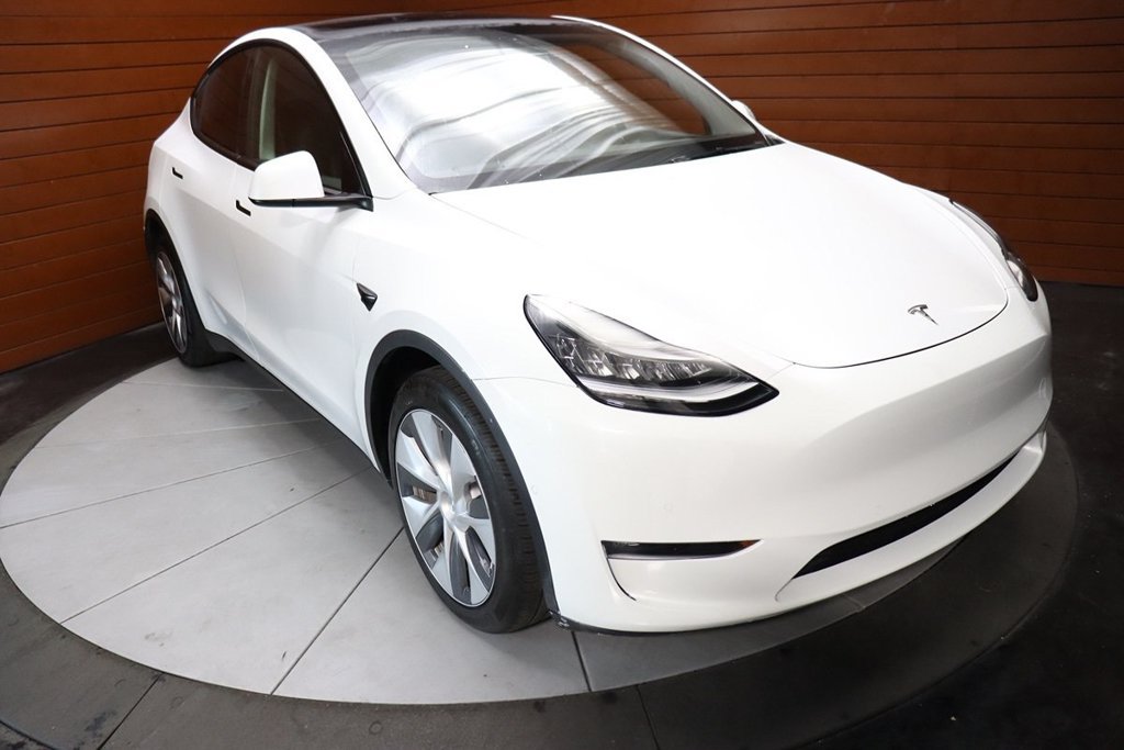 Used 2023 Tesla Model Y Long Range AWD/4WD image 12