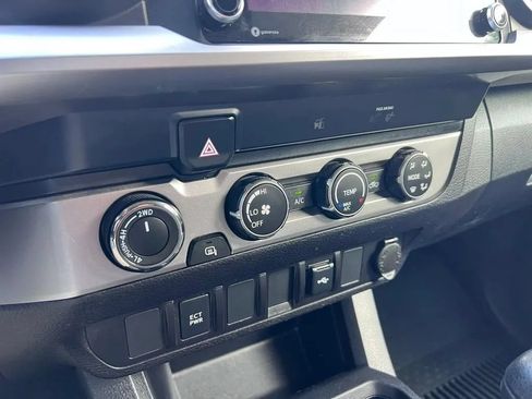 Used 2022 Toyota Tacoma SR5 w/ SR5 Appearance Package (SM) AWD/4WD image 42