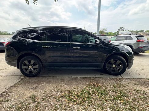 Used 2017 Chevrolet Traverse LT FWD image 5