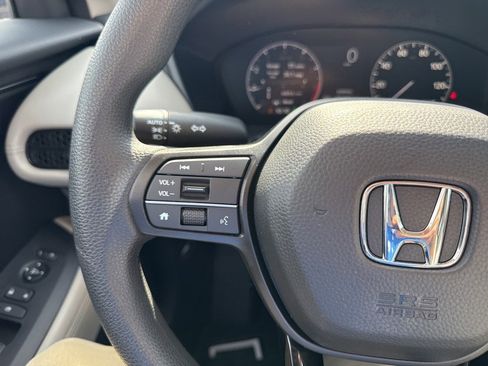 Used 2026 Honda HR-V LX image 15