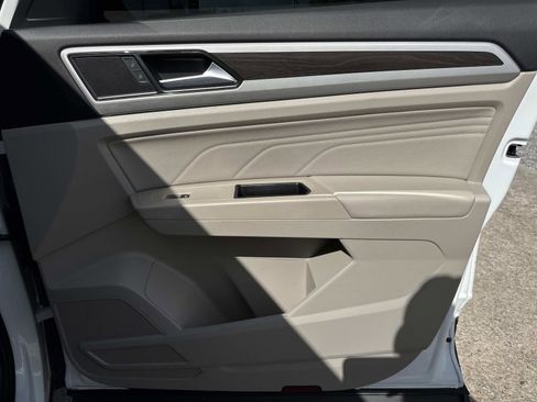 Used 2022 Volkswagen Atlas SE image 14