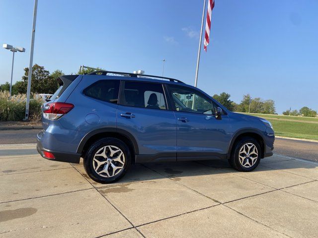 Used 2024 Subaru Forester Premium AWD/4WD image 13