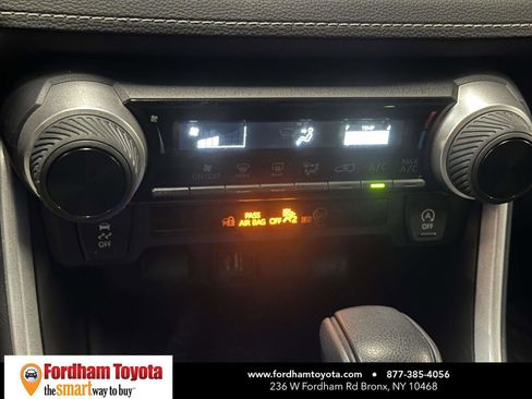Used 2024 Toyota RAV4 LE image 23