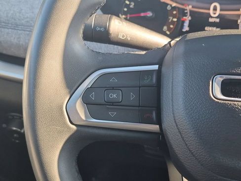 Used 2024 Jeep Compass Latitude AWD/4WD image 18