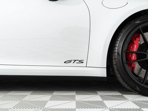 Used 2023 Porsche 911 Carrera GTS RWD image 25