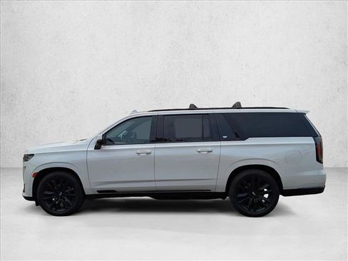 Used 2021 Cadillac Escalade ESV Sport Platinum AWD/4WD image 9