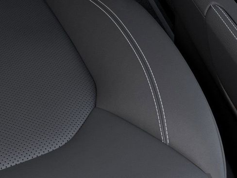 New 2025 Chrysler Pacifica Limited image 21