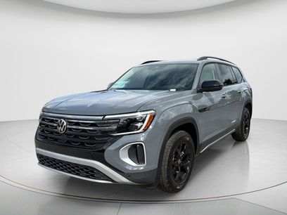 New 2026 Volkswagen Atlas Peak Edition