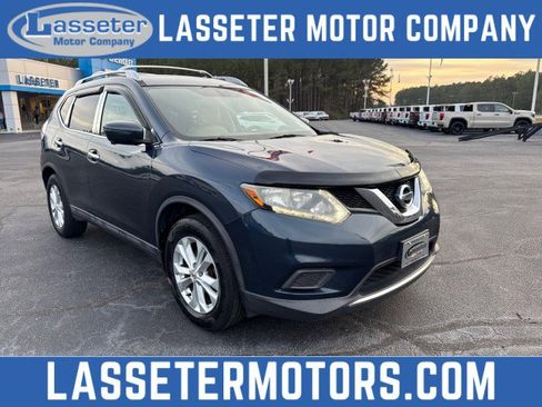 Used 2016 Nissan Rogue SV w/ SV Premium Package image 1