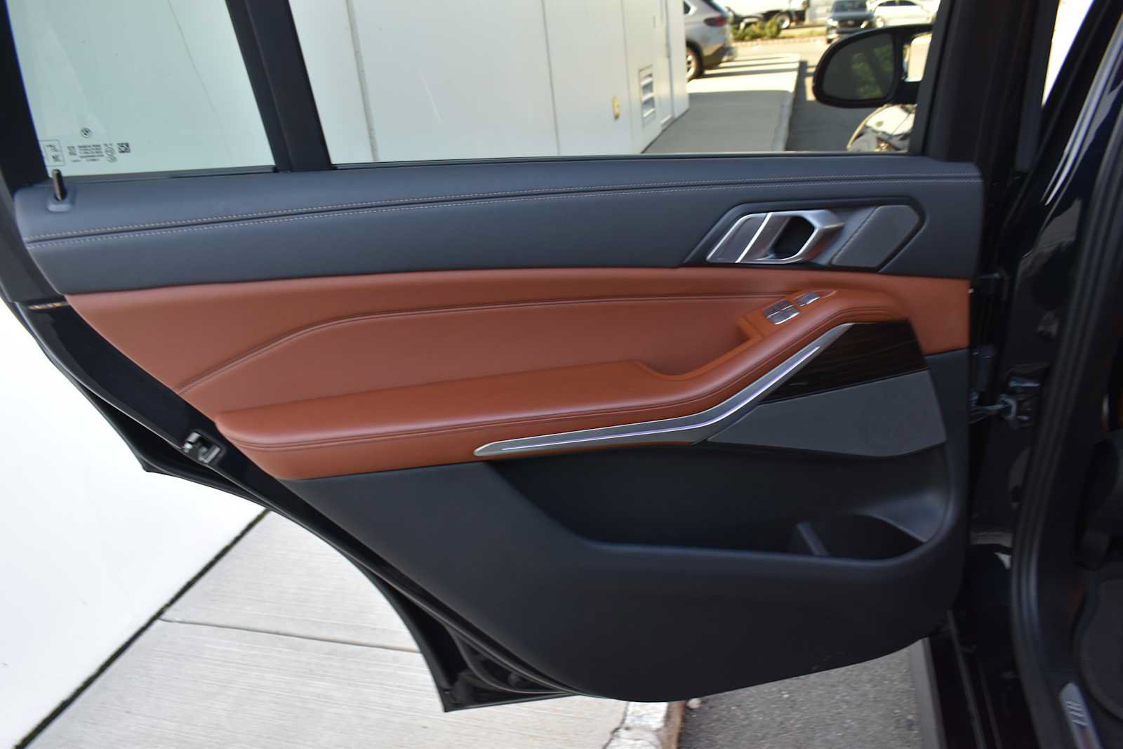 Used 2024 BMW X7 M60i w/ Executive Package AWD/4WD image 14