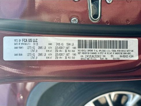 Used 2020 Jeep Cherokee Latitude Plus AWD/4WD image 20