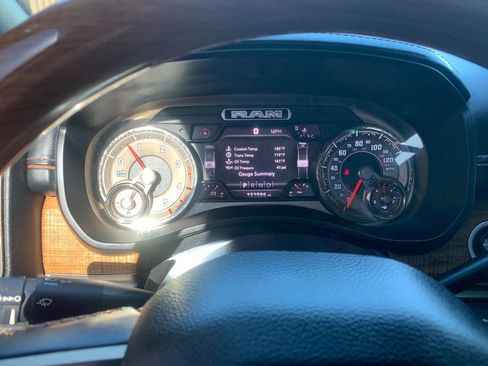 Used 2019 RAM 2500 Limited image 39