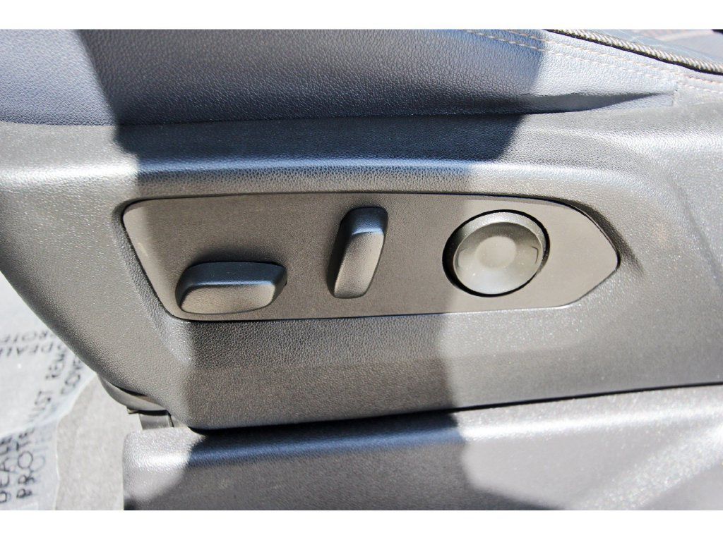 Used 2024 Chevrolet Silverado 2500 High Country AWD/4WD image 31