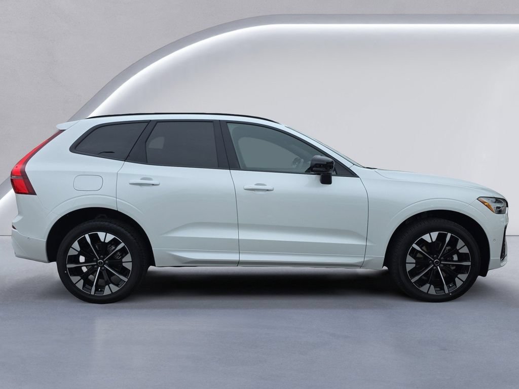 New 2026 Volvo XC60 B5 Plus w/ Protection Package Premier AWD/4WD image 3
