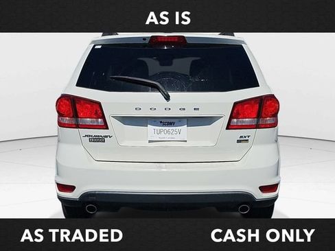 Used 2017 Dodge Journey SXT w/ Comfort/Convenience Group FWD image 4
