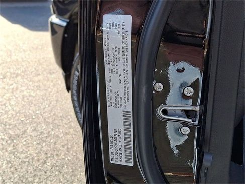 Used 2025 RAM 2500 Big Horn image 18