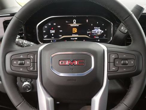 New 2025 GMC Sierra 1500 SLE AWD/4WD image 18