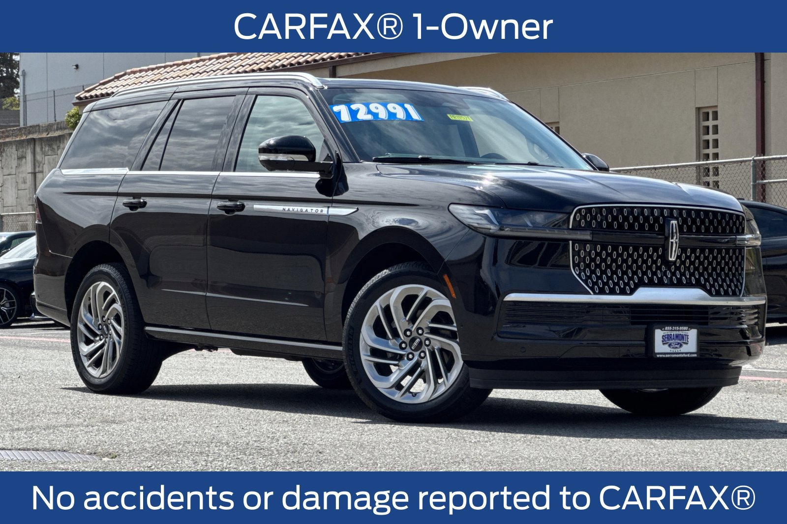 Used 2025 Lincoln Navigator Reserve AWD/4WD image 2