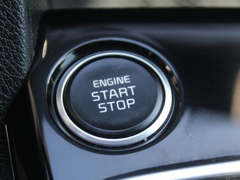 Certified 2024 Kia Sportage EX FWD image 32