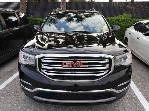 Used 2019 GMC Acadia SLE image 5