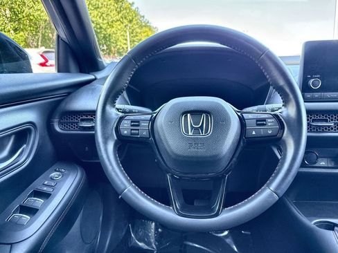 Used 2024 Honda HR-V Sport image 11