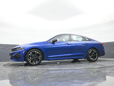 Used 2023 Kia K5 GT-Line AWD/4WD image 41