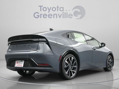 New 2026 Toyota Prius Plug-In Hybrid FWD image 14