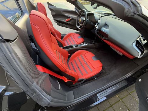 Certified 2022 Ferrari SF90 Spider AWD/4WD image 32