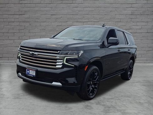Used 2024 Chevrolet Tahoe High Country AWD/4WD image 5