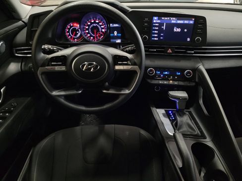 Used 2023 Hyundai Elantra SEL FWD image 22