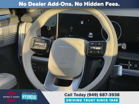 Used 2025 Hyundai Santa Fe Calligraphy AWD/4WD image 15