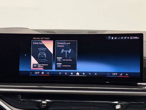 Used 2025 BMW X5 xDrive40i w/ M Sport Package image 79