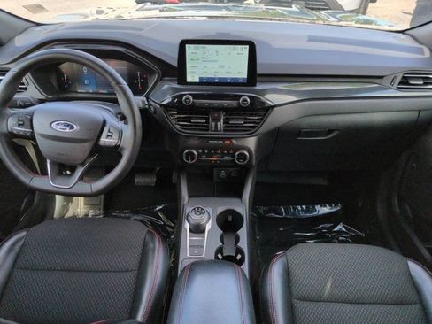 Used 2025 Ford Escape ST-Line FWD image 14