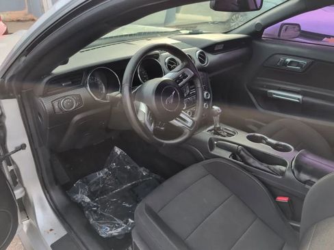 Used 2015 Ford Mustang Coupe w/ Equipment Group 051A RWD image 18