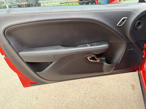 Used 2023 Dodge Challenger SRT Hellcat RWD image 14