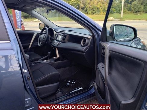 Used 2013 Toyota RAV4 XLE image 17