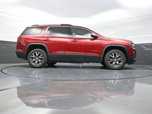 Used 2023 GMC Acadia SLT image 37