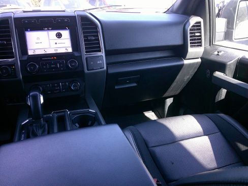 Certified 2019 Ford F150 Raptor w/ Equipment Group 801A Mid image 11