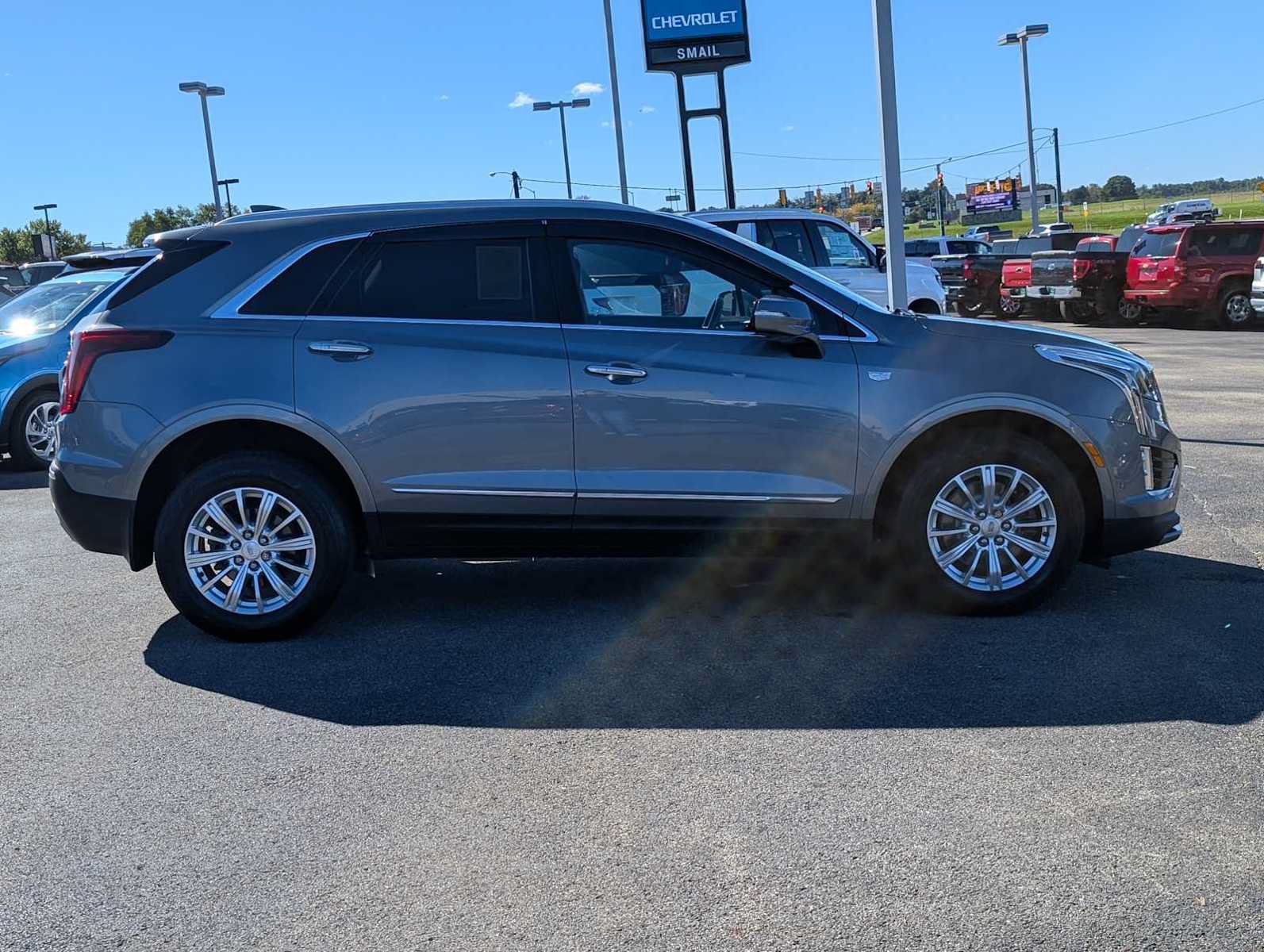 Certified 2021 Cadillac XT5 Premium Luxury AWD/4WD image 7