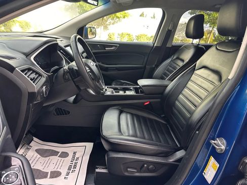 Used 2020 Ford Edge SEL w/ Convenience Package image 11